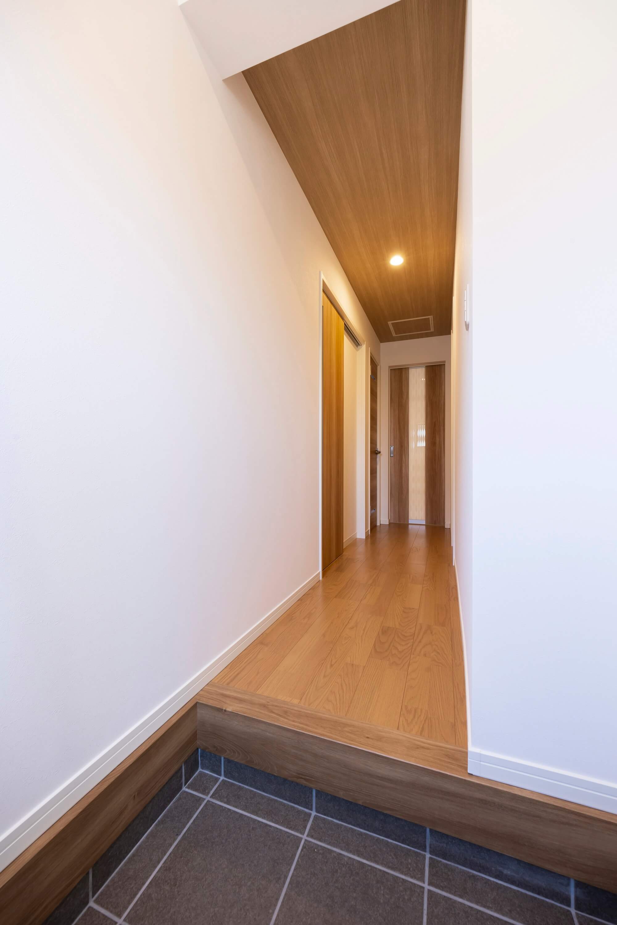 【After】広々リビングで快適なお家に生まれ変われました。